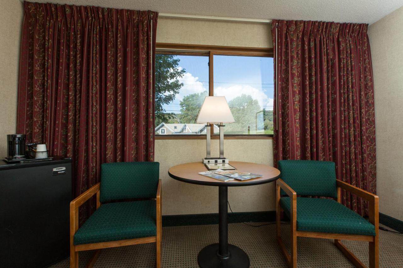 Commodores Inn Stowe Kültér fotó